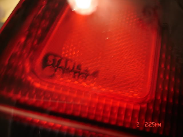 Name:  tintingtaillights2006.jpg
Views: 136
Size:  30.0 KB